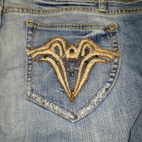 NB Bermuda Style Jean Shorts - Picture 2 of 4